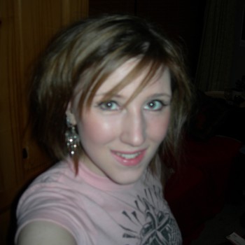 Profil de Loreline, 27 ans, Plans cul à Oka (Québec)
